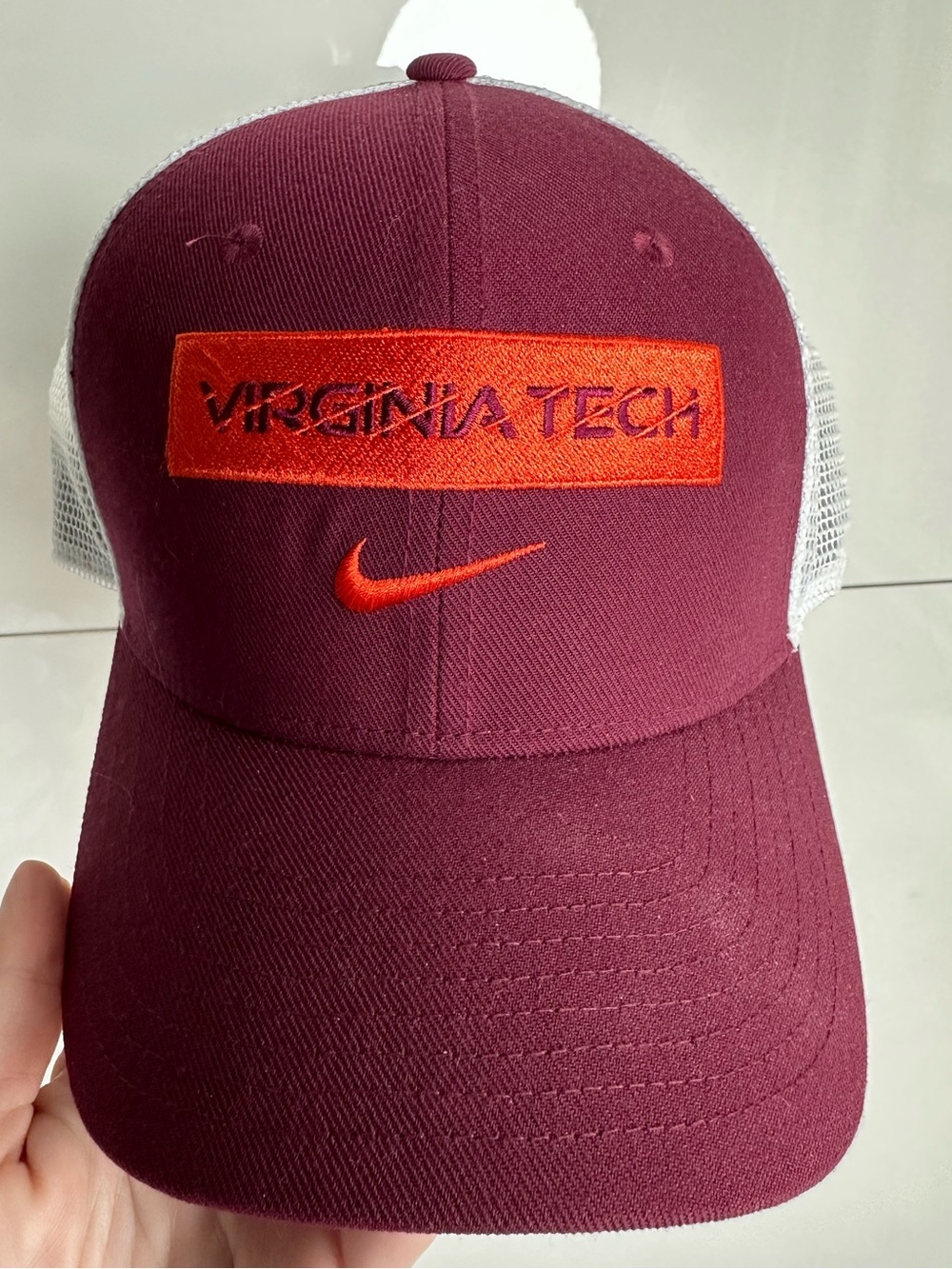 Nike Virginia Tech Hokies Rise Trucker Hat White Mesh Back Size M/L Adjustable